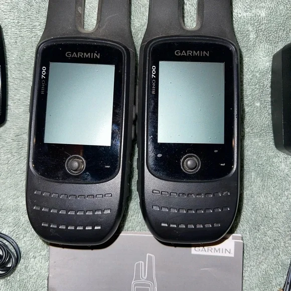 Garmin Rino GPS Radio - Picture 3 of 5